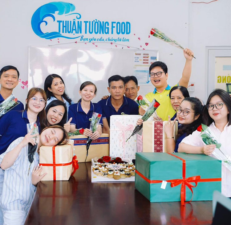 Về Thuận Tường