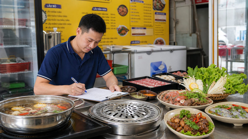 Mở quán lẩu nướng cần chuẩn bị gì trước ngày bán?